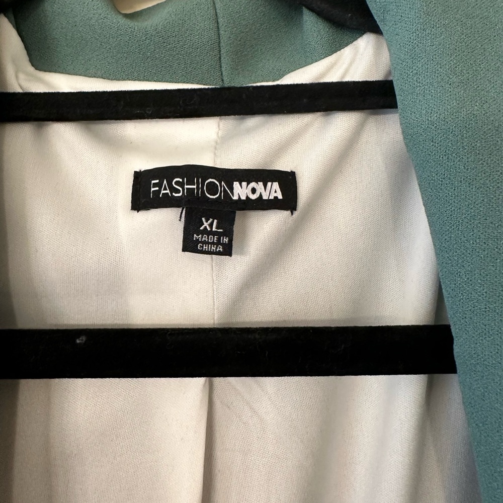 Fashion Nova Teal Women's Blazer - Picture 4 of 5